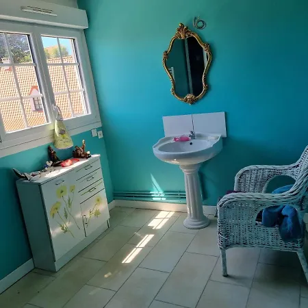 Habitación en casa particular Angele *